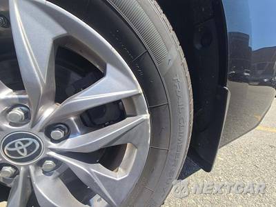 2024 Toyota Sienna LE 8-Passenger 120.5" WB - zdjęcie 24 z 31 - miniatura