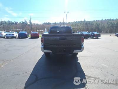 2021 Toyota Tacoma SR Crew Cab Medium Bed - zdjęcie 4 z 35 - miniatura