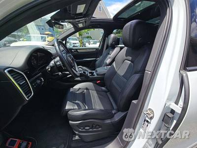2023 Porsche Cayenne Platinum Edition - zdjęcie 6 z 24 - miniatura