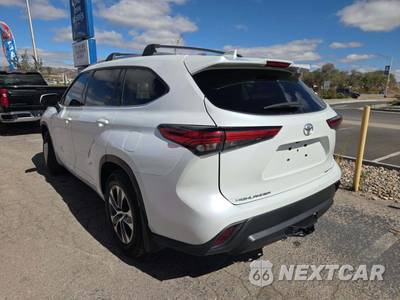2022 Toyota Highlander XLE - zdjęcie 2 z 22 - miniatura