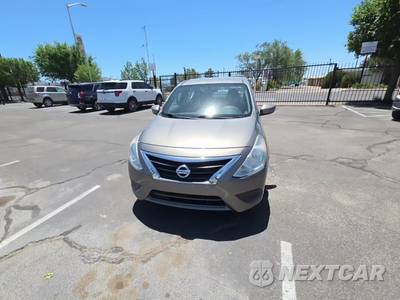 2015 Nissan Versa SV - zdjęcie 2 z 24 - miniatura