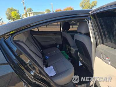 2020 Hyundai Elantra SE Sedan - zdjęcie 13 z 17 - miniatura
