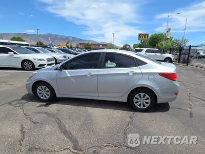 2017 Hyundai Accent SE Sedan - zdjęcie 3 z 22 - miniatura