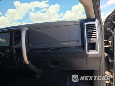 2015 Ram 2500 Big Horn Extended Crew Cab Medium Bed - zdjęcie 16 z 17 - miniatura