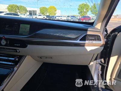 2017 Genesis G90 3.3T Premium - zdjęcie 16 z 17 - miniatura