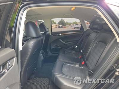 2013 Volkswagen Passat TDI SEL Premium - zdjęcie 13 z 20 - miniatura
