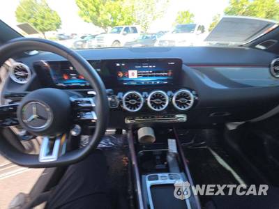 2026 Mercedes-Benz AMG GLB 35 4MATIC - zdjęcie 7 z 19 - miniatura