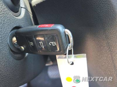 2014 Volkswagen Passat 1.8T S - zdjęcie 5 z 24 - miniatura