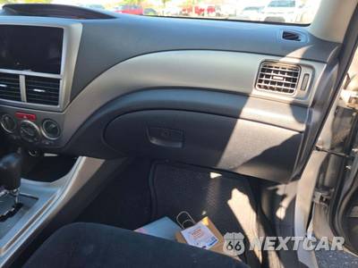 2010 Subaru Impreza 5-Door 2.5i Hatchback - zdjęcie 16 z 17 - miniatura