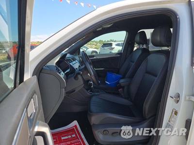 2022 Volkswagen Tiguan SE R-Line Black - zdjęcie 3 z 20 - miniatura