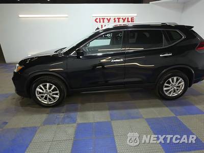 2017 Nissan Rogue SV - zdjęcie 3 z 28 - miniatura