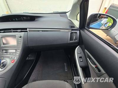 2012 Toyota Prius Plug-In Hybrid - zdjęcie 19 z 27 - miniatura