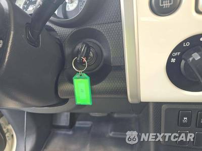 2014 Toyota FJ Cruiser w/Rear Doors - zdjęcie 5 z 25 - miniatura
