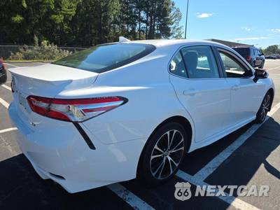 2020 Toyota Camry SE - zdjęcie 3 z 29 - miniatura
