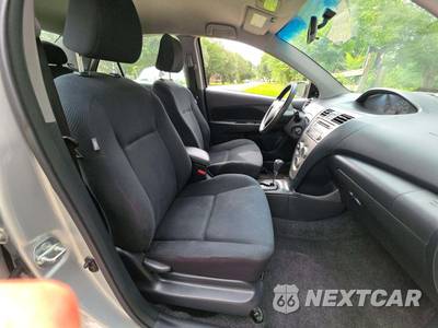 2012 Toyota Yaris Sedan - zdjęcie 15 z 19 - miniatura