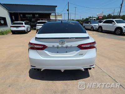 2019 Toyota Camry XSE - zdjęcie 4 z 28 - miniatura