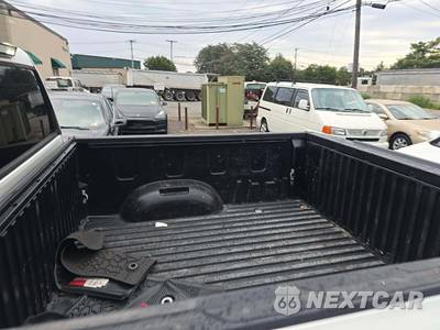 2023 Toyota Tundra SR5 Crew Cab Short Bed - zdjęcie 14 z 24 - miniatura