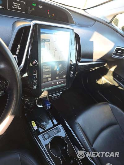 2022 Toyota Prius Prime XLE - zdjęcie 10 z 26 - miniatura