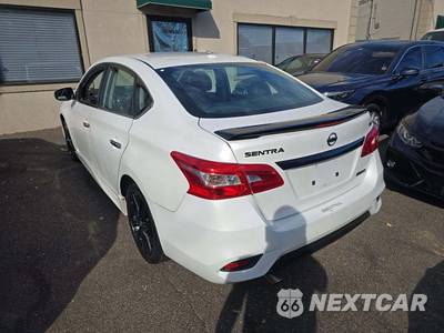 2018 Nissan Sentra SR - zdjęcie 2 z 23 - miniatura