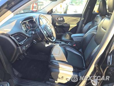 2019 Jeep Cherokee Altitude Edition - zdjęcie 6 z 26 - miniatura