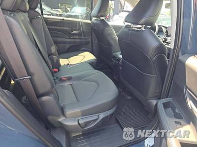 2026 Toyota Grand Highlander XLE - zdjęcie 17 z 21 - miniatura