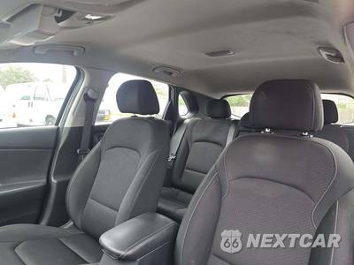 2018 Hyundai Elantra GT Hatchback - zdjęcie 11 z 23 - miniatura