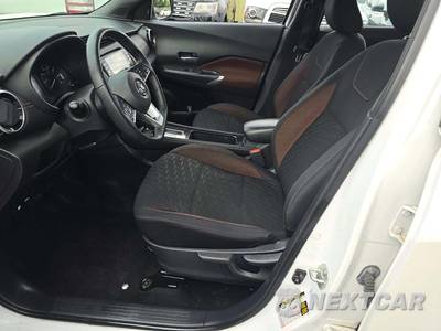 2021 Nissan Kicks SR - zdjęcie 6 z 26 - miniatura