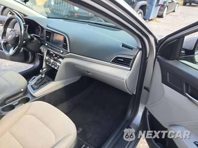 2020 Hyundai Elantra Value Edition Sedan - zdjęcie 19 z 25 - miniatura