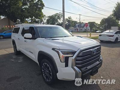 2022 Toyota Tundra Hybrid Limited Crew Cab Medium Bed - zdjęcie 4 z 22 - miniatura