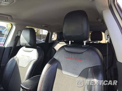 2020 Jeep Compass Trailhawk - zdjęcie 11 z 21 - miniatura