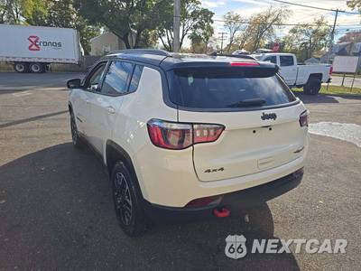 2020 Jeep Compass Trailhawk - zdjęcie 2 z 21 - miniatura
