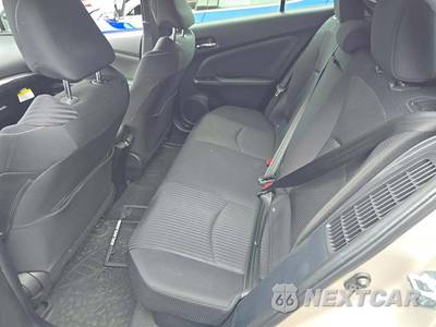 2022 Toyota Prius Prime LE - zdjęcie 13 z 20 - miniatura