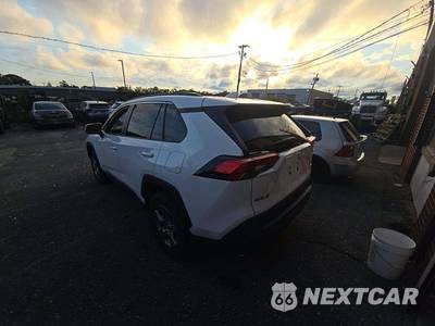 2025 Toyota RAV4 XLE - zdjęcie 2 z 20 - miniatura