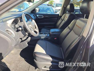 2020 Nissan Pathfinder SV - zdjęcie 6 z 29 - miniatura