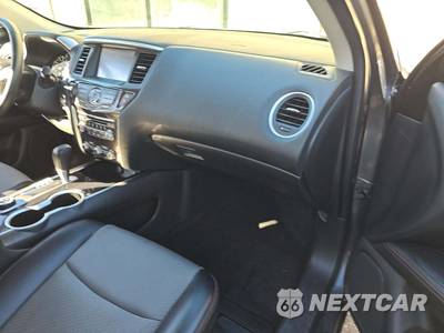 2020 Nissan Pathfinder SV - zdjęcie 20 z 29 - miniatura