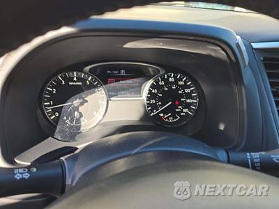 2020 Nissan Pathfinder SV - zdjęcie 9 z 29 - miniatura