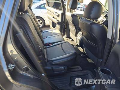 2020 Nissan Pathfinder SV - zdjęcie 17 z 29 - miniatura