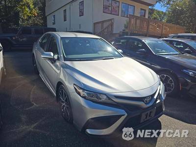 2024 Toyota Camry Hybrid SE - zdjęcie 4 z 20 - miniatura