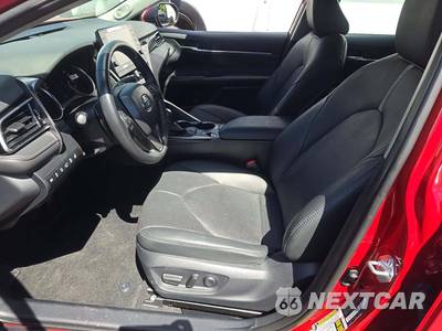 2024 Toyota Camry XSE - zdjęcie 6 z 20 - miniatura