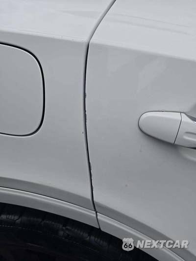 2023 Bentley Bentayga EWB V8 - zdjęcie 22 z 22 - miniatura