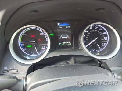 2022 Toyota Camry Hybrid LE - zdjęcie 9 z 26 - miniatura