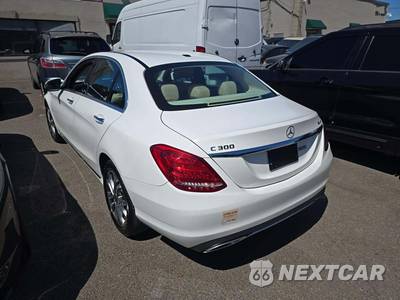 2017 Mercedes-Benz C 300 4MATIC Sedan - zdjęcie 2 z 20 - miniatura