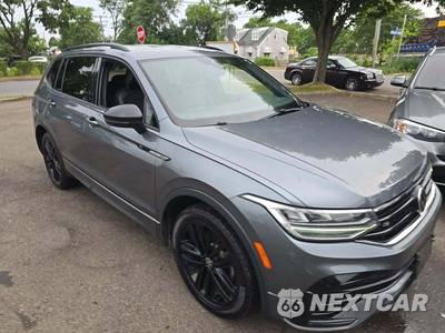 2022 Volkswagen Tiguan SE R-Line Black - zdjęcie 4 z 23 - miniatura