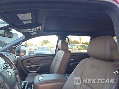 2021 Nissan TITAN XD Platinum Reserve Crew Cab Medium Bed - zdjęcie 11 z 20 - miniatura