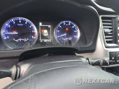 2019 Toyota Highlander LE - zdjęcie 9 z 36 - miniatura