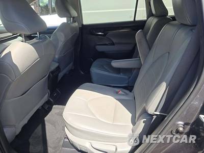 2021 Toyota Highlander XLE - zdjęcie 13 z 25 - miniatura