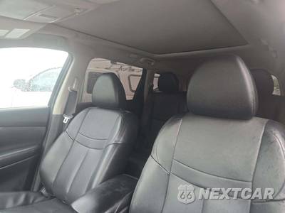 2015 Nissan Rogue SL - zdjęcie 11 z 23 - miniatura