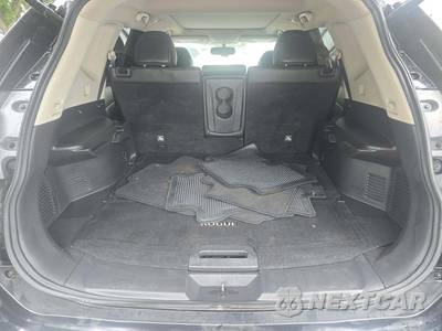 2015 Nissan Rogue SL - zdjęcie 14 z 23 - miniatura