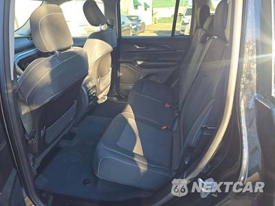 2023 Jeep Grand Cherokee Laredo - zdjęcie 13 z 24 - miniatura