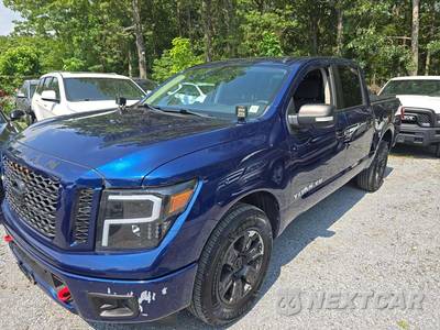2019 Nissan TITAN SV Crew Cab Short Bed
